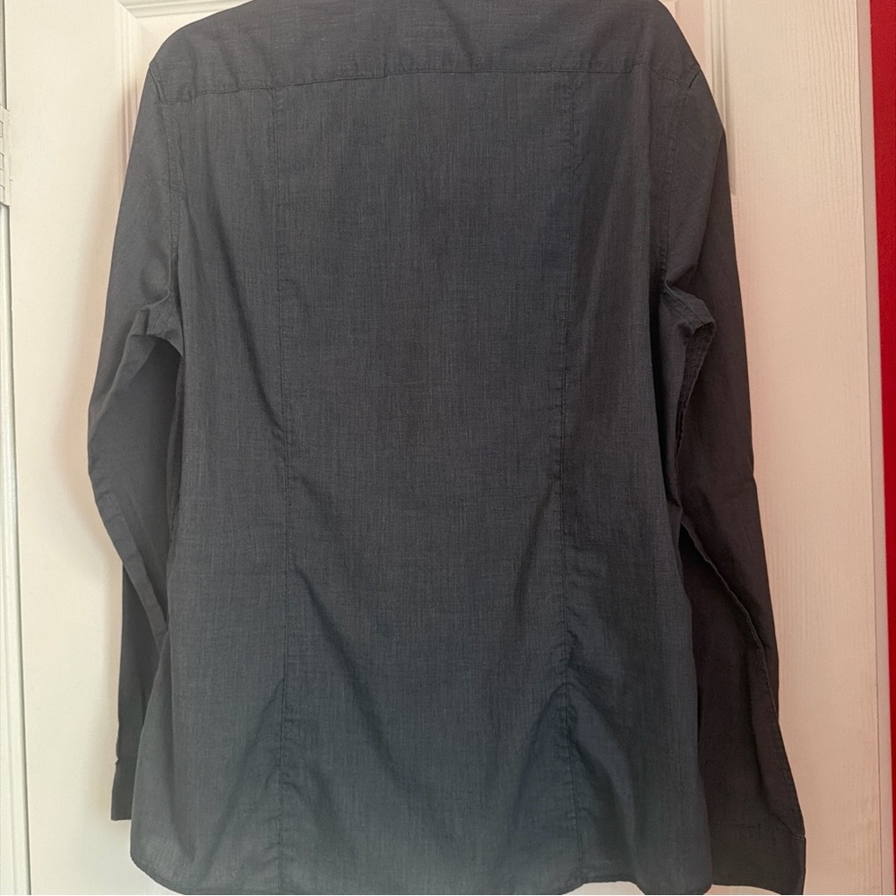 H&M Men's Dark Charcoal Button-Down Shirt - Picture 8 of 9